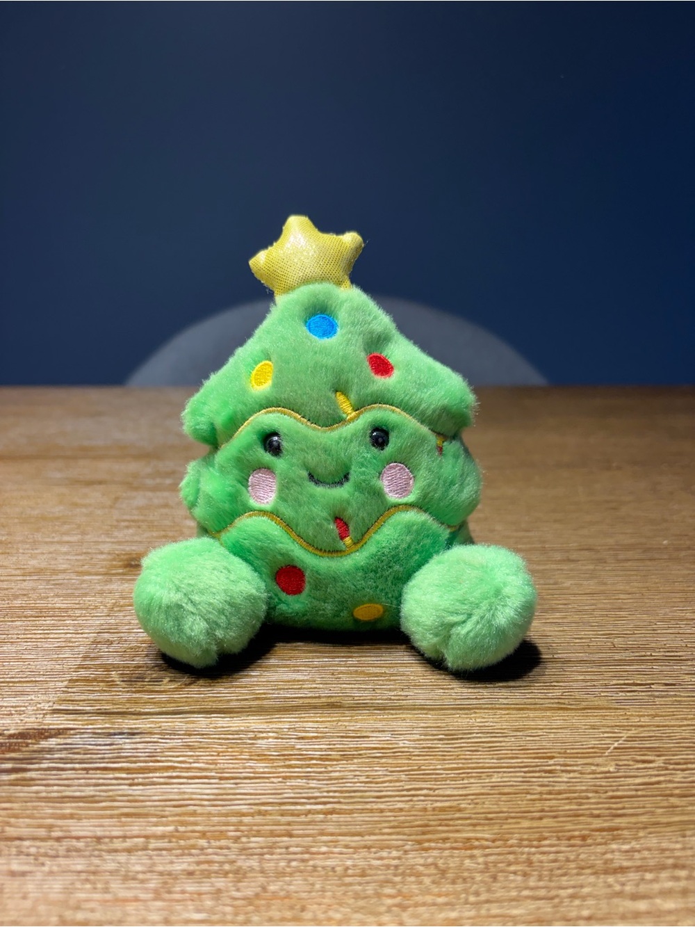 Palm Pals “Jubilee” Green Christmas Tree Toy with Star Top plush